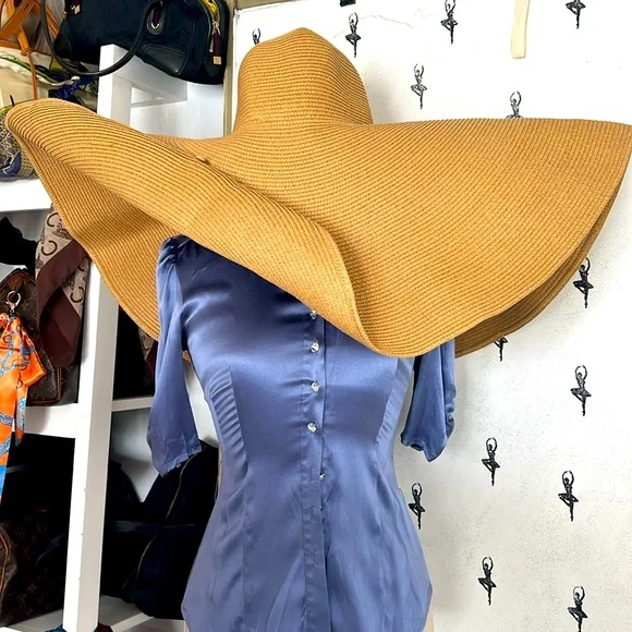 Giant retro style hat summer wide brim display picture 1